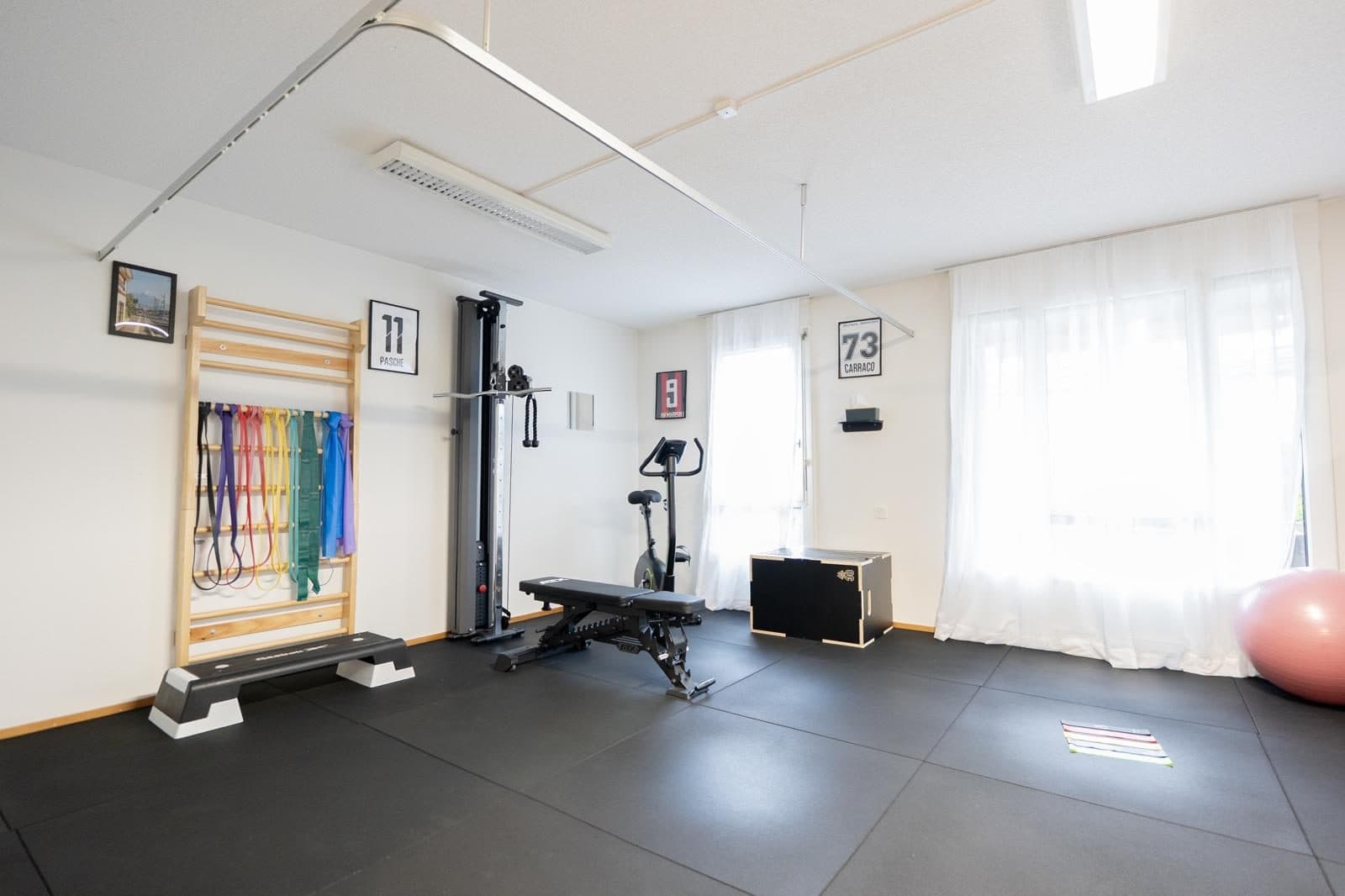 Salle de rééducation et d'entraînement du cabinet